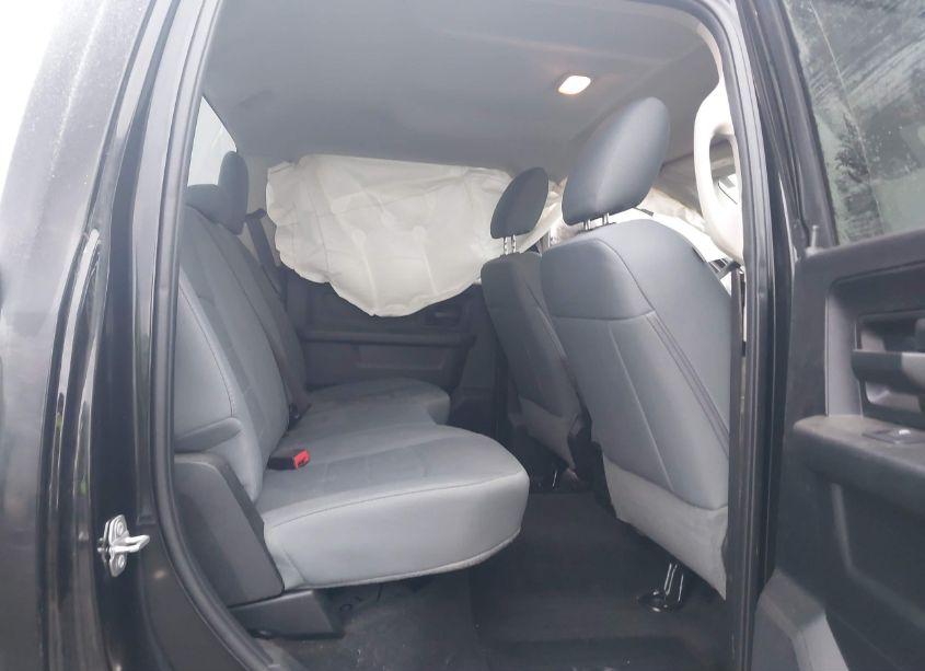 Photo 8 of 2017 Ram 1500 EXPRESS 4X4 5'7 BOX (VIN 3C6RR7KT0HG696208)