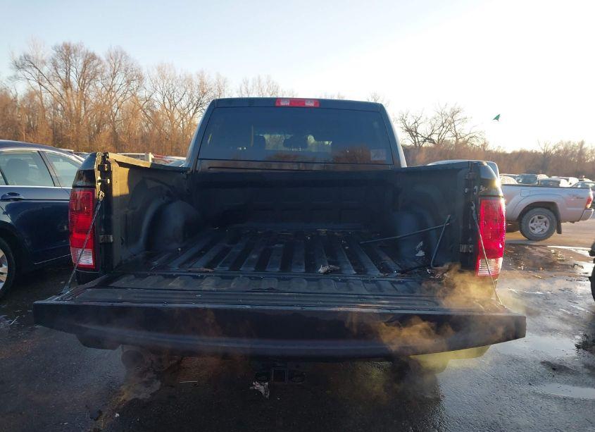 Photo 12 of 2018 Ram 1500 EXPRESS 4X4 5'7 BOX (VIN 3C6RR7KT0JG197771)