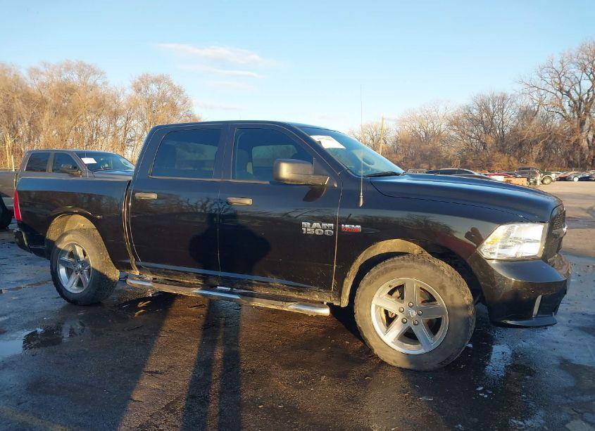 Photo 14 of 2018 Ram 1500 EXPRESS 4X4 5'7 BOX (VIN 3C6RR7KT0JG197771)