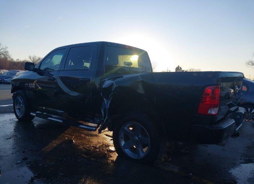 Photo 15 of 2018 Ram 1500 EXPRESS 4X4 5'7 BOX (VIN 3C6RR7KT0JG197771)