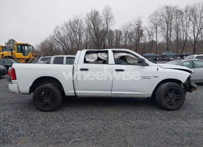 Photo 14 of 2018 Ram 1500 EXPRESS 4X4 5'7 BOX (VIN 3C6RR7KT0JG214424)
