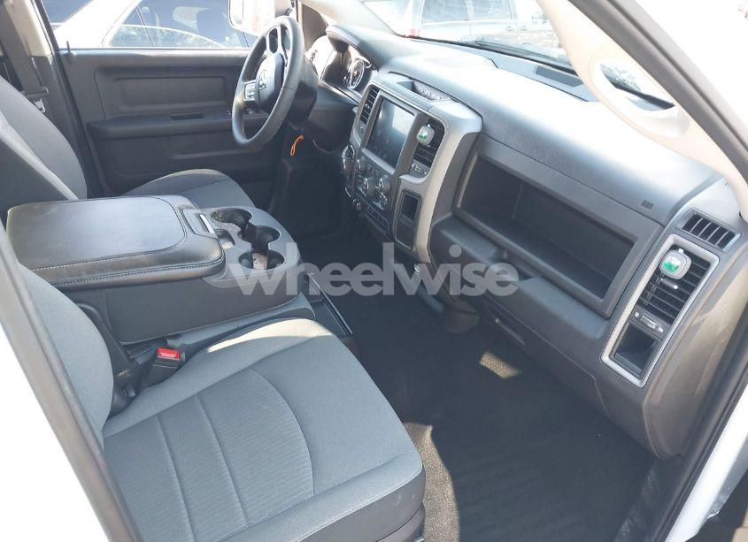 Photo 5 of 2023 Ram 1500 CLASSIC (VIN 3C6RR7KT0PG658248)