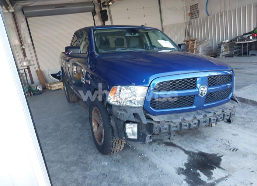 2016 Ram 1500 EXPRESS (VIN 3C6RR7KT1GG266296) main photo