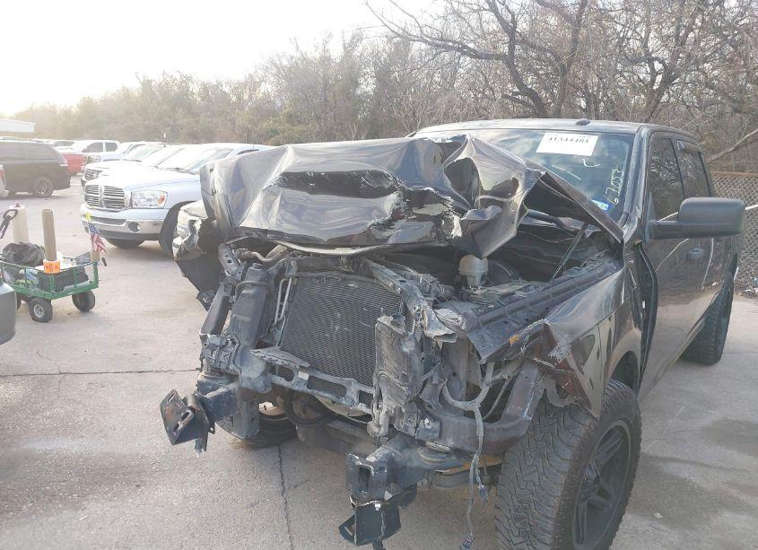 Photo 6 of 2016 Ram 1500 TRADESMAN (VIN 3C6RR7KT1GG271482)