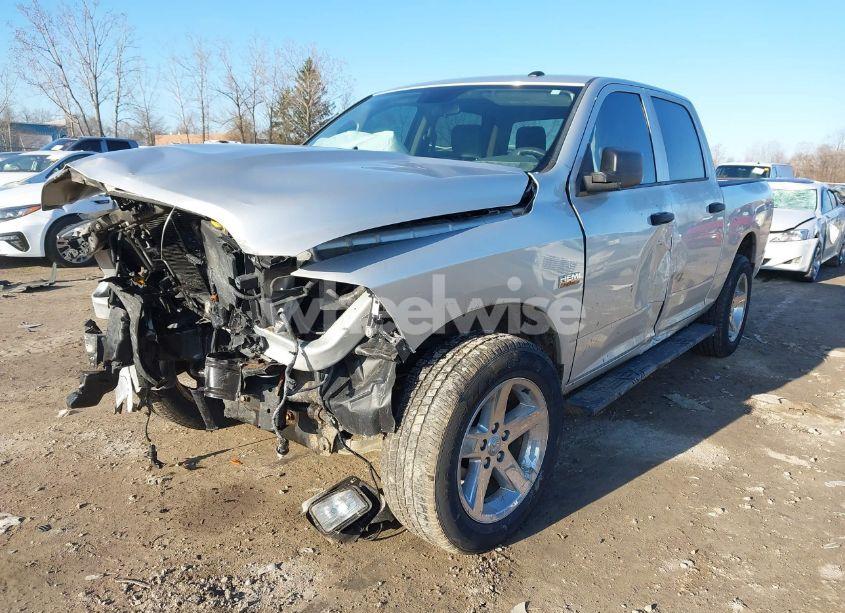 Photo 2 of 2017 Ram 1500 EXPRESS 4X4 5'7 BOX (VIN 3C6RR7KT1HG793157)