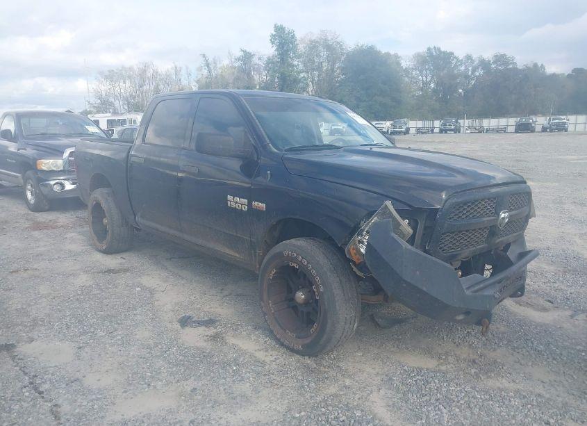 2014 Ram 1500 EXPRESS (VIN 3C6RR7KT2EG210400) main photo