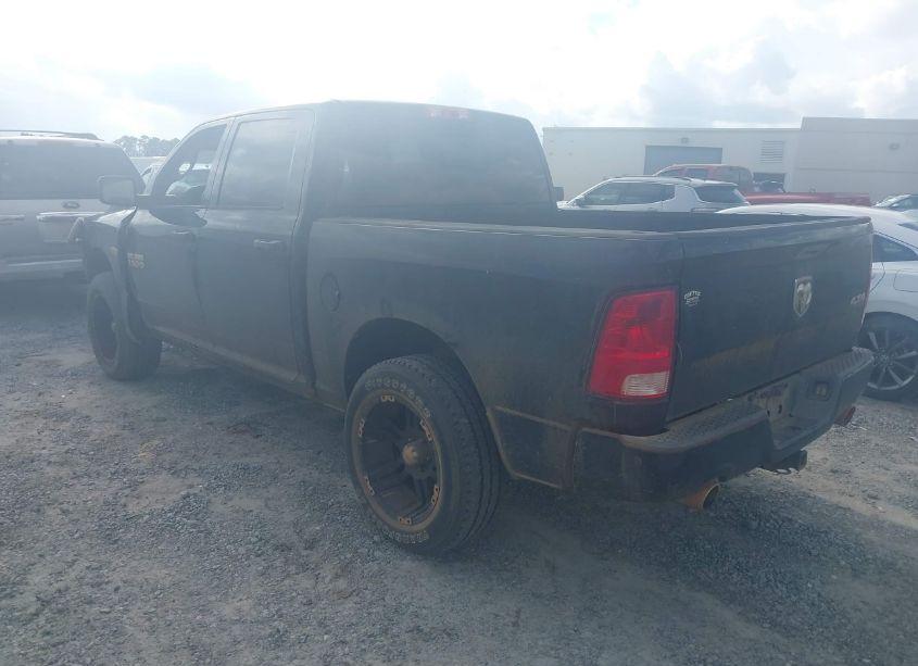 Photo 3 of 2014 Ram 1500 EXPRESS (VIN 3C6RR7KT2EG210400)