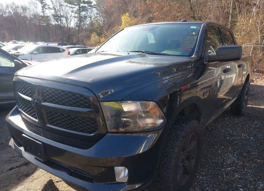 Photo 2 of 2016 Ram 1500 EXPRESS (VIN 3C6RR7KT2GG169298)