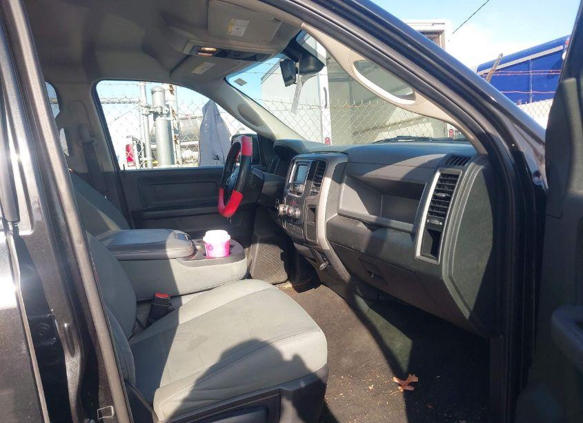 Photo 5 of 2016 Ram 1500 EXPRESS (VIN 3C6RR7KT2GG169298)