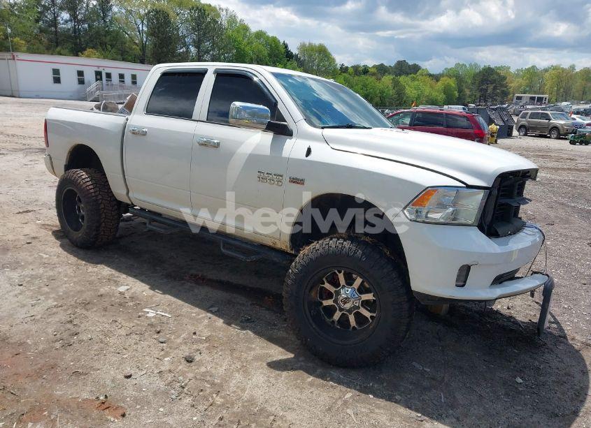 2016 Ram 1500 EXPRESS (VIN 3C6RR7KT2GG296147) main photo