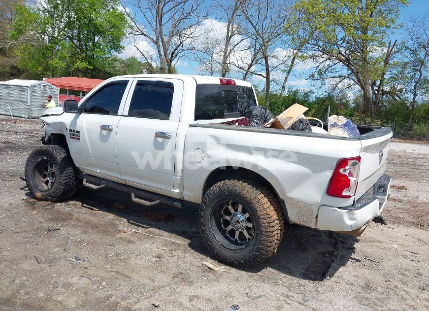 Photo 3 of 2016 Ram 1500 EXPRESS (VIN 3C6RR7KT2GG296147)