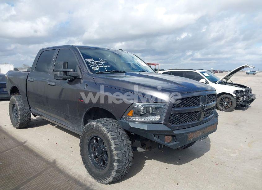 2016 Ram 1500 EXPRESS (VIN 3C6RR7KT2GG316056) main photo