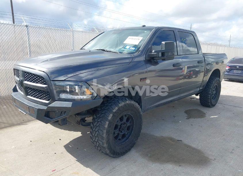 Photo 2 of 2016 Ram 1500 EXPRESS (VIN 3C6RR7KT2GG316056)