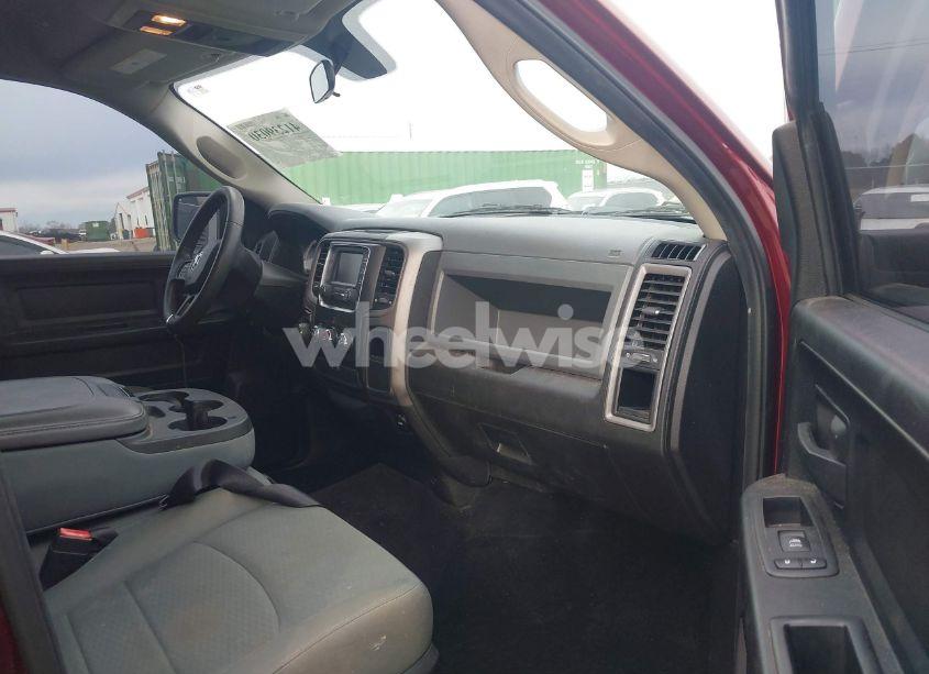 Photo 5 of 2017 Ram 1500 EXPRESS 4X4 5'7 BOX (VIN 3C6RR7KT2HG618562)