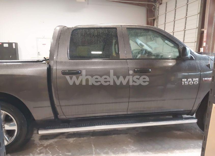 Photo 14 of 2017 Ram 1500 EXPRESS 4X4 5'7 BOX (VIN 3C6RR7KT3HG765599)