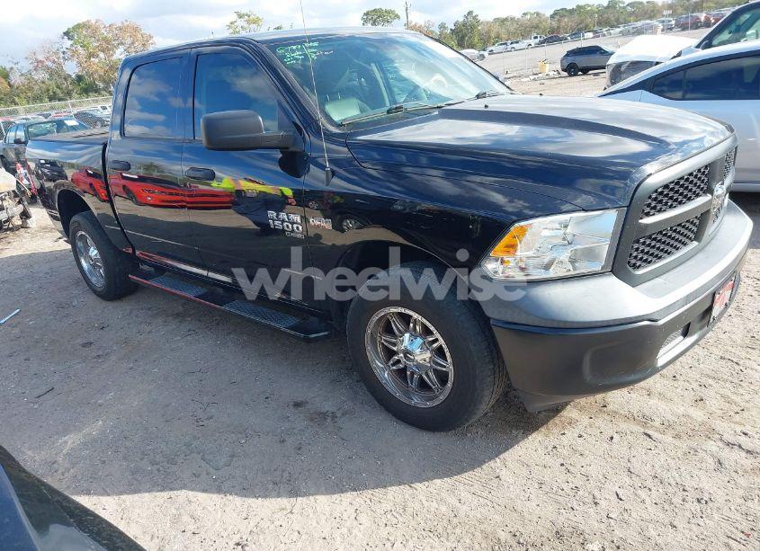 2020 Ram 1500 CLASSIC TRADESMAN 4X4 5'7 BOX (VIN 3C6RR7KT3LG132027) main photo