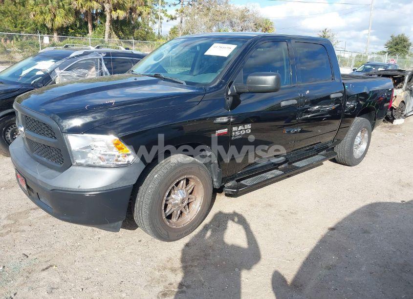 Photo 2 of 2020 Ram 1500 CLASSIC TRADESMAN 4X4 5'7 BOX (VIN 3C6RR7KT3LG132027)