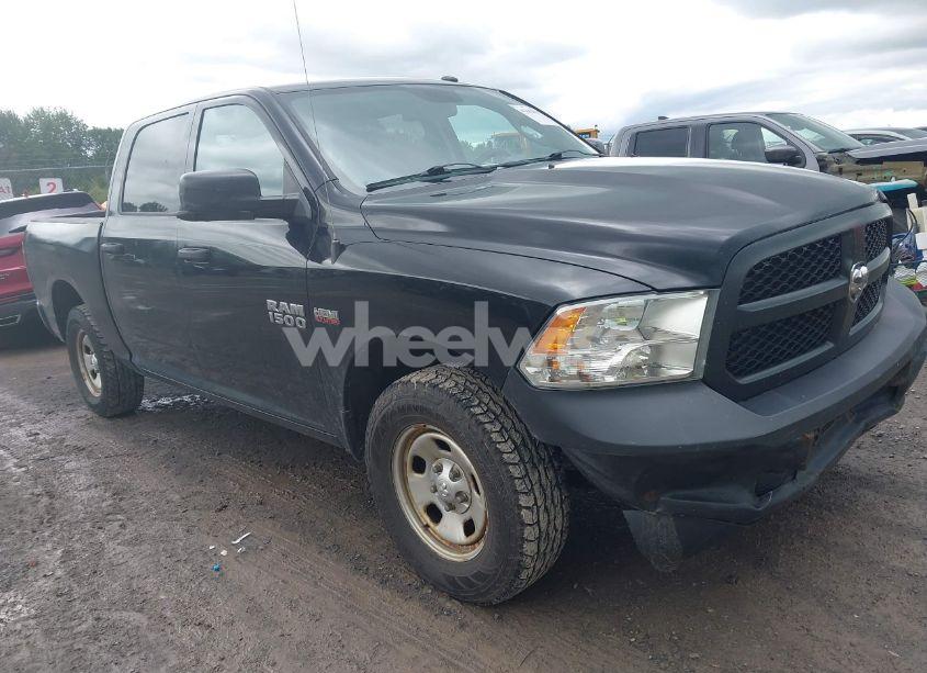 2015 Ram 1500 TRADESMAN (VIN 3C6RR7KT4FG540718) main photo