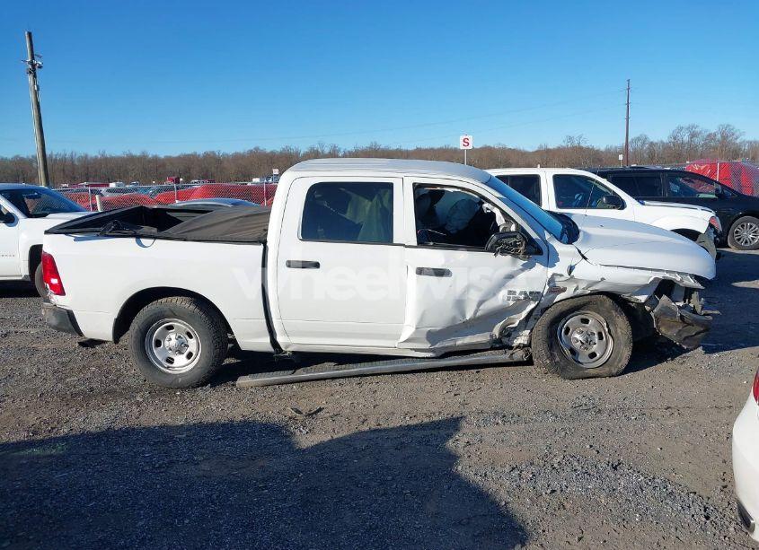 Photo 12 of 2018 Ram 1500 TRADESMAN 4X4 5'7 BOX (VIN 3C6RR7KT4JG214359)