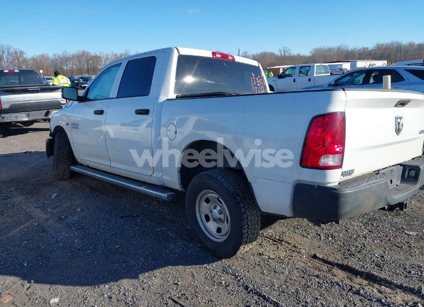 Photo 3 of 2018 Ram 1500 TRADESMAN 4X4 5'7 BOX (VIN 3C6RR7KT4JG214359)