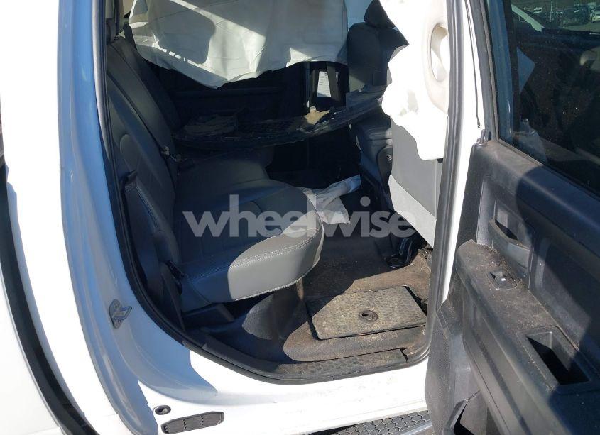 Photo 8 of 2018 Ram 1500 TRADESMAN 4X4 5'7 BOX (VIN 3C6RR7KT4JG214359)