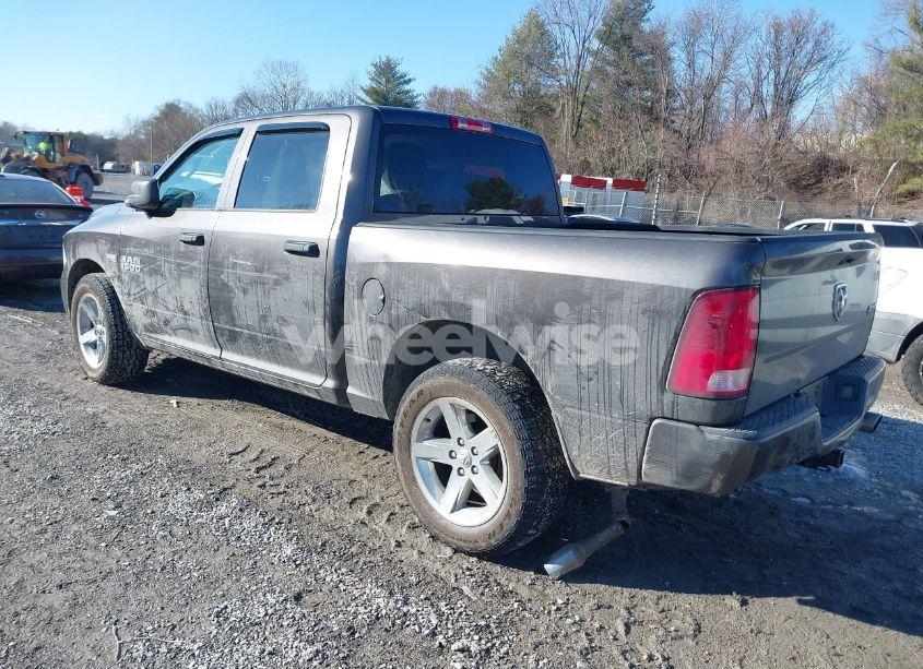 Photo 3 of 2017 Ram 1500 EXPRESS 4X4 5'7 BOX (VIN 3C6RR7KT5HG544537)