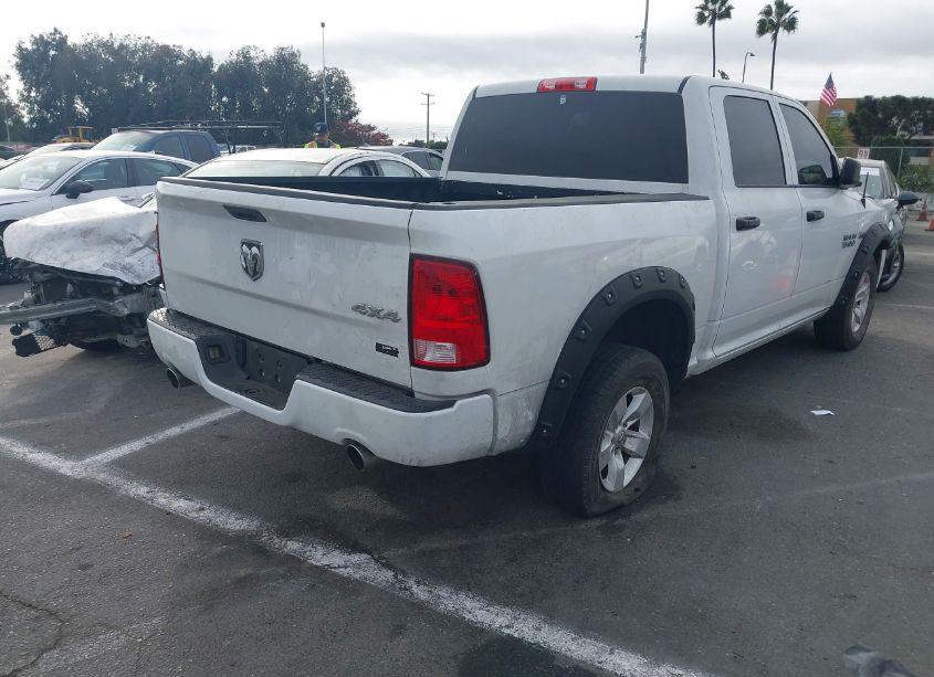 Photo 4 of 2017 Ram 1500 EXPRESS 4X4 5'7 BOX (VIN 3C6RR7KT5HG574704)