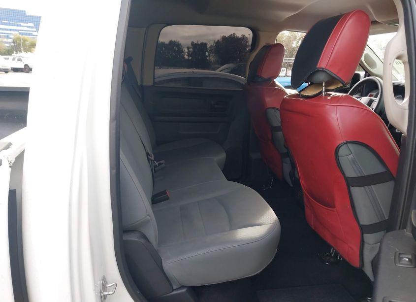 Photo 8 of 2017 Ram 1500 EXPRESS 4X4 5'7 BOX (VIN 3C6RR7KT5HG574704)