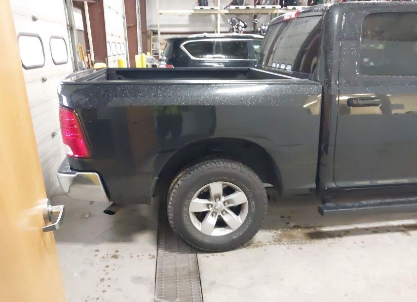 Photo 4 of 2017 Ram 1500 TRADESMAN 4X4 5'7 BOX (VIN 3C6RR7KT5HG584617)