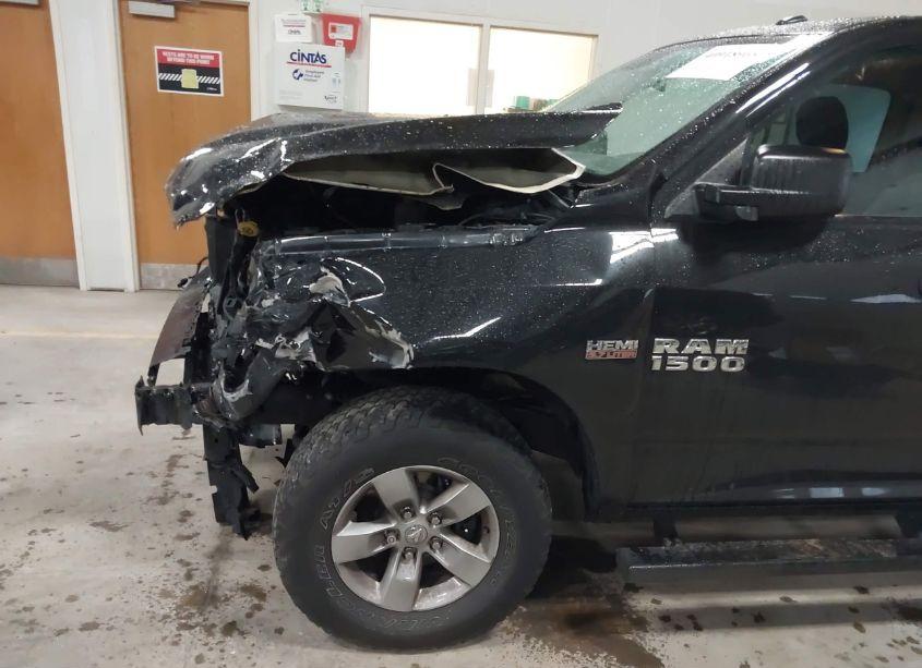 Photo 6 of 2017 Ram 1500 TRADESMAN 4X4 5'7 BOX (VIN 3C6RR7KT5HG584617)