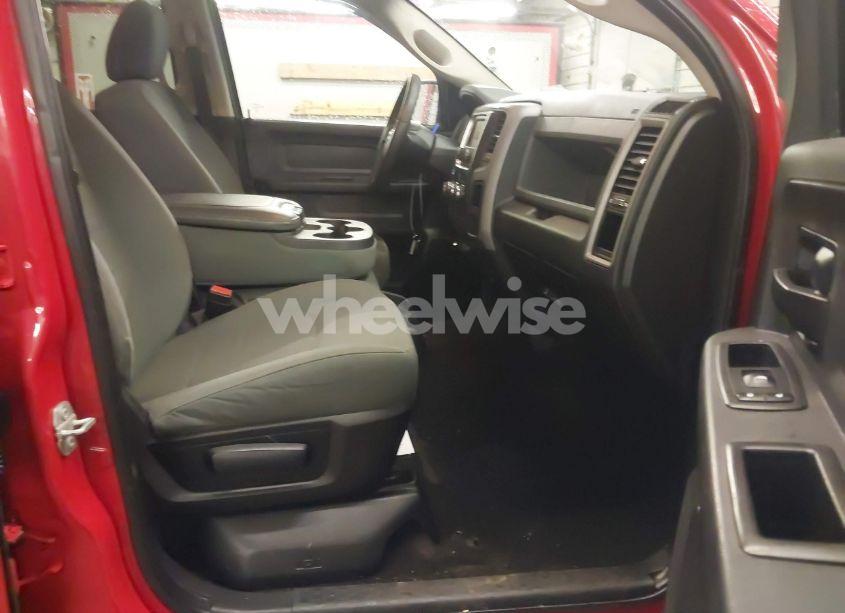 Photo 5 of 2017 Ram 1500 EXPRESS 4X4 5'7 BOX (VIN 3C6RR7KT5HG747444)