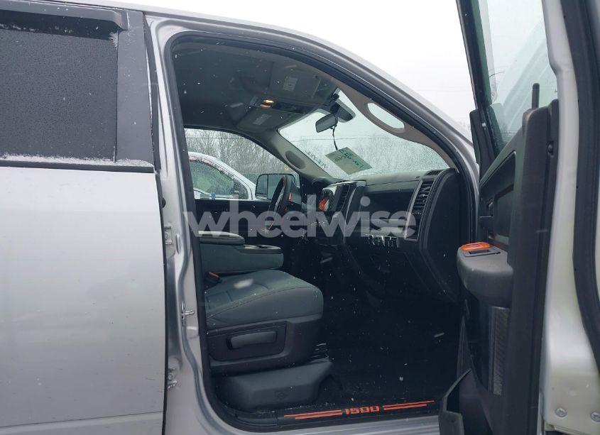 Photo 5 of 2017 Ram 1500 (VIN 3C6RR7KT5HG795459)