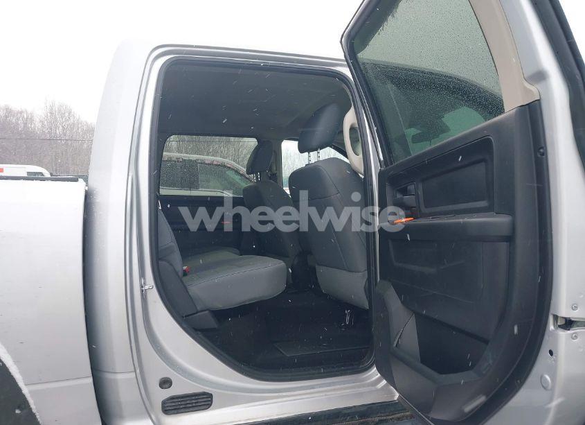 Photo 8 of 2017 Ram 1500 (VIN 3C6RR7KT5HG795459)