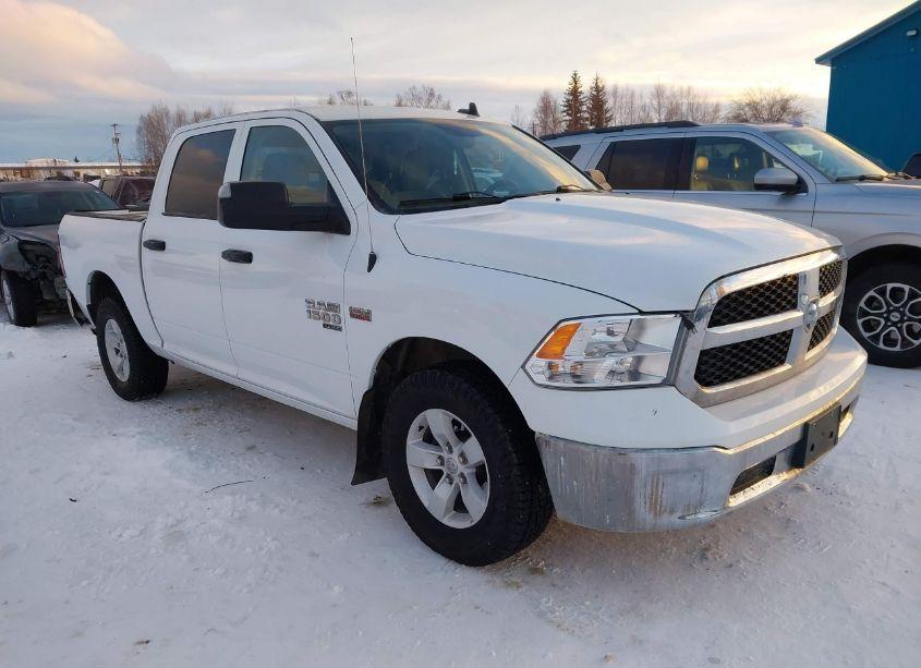 2022 Ram 1500 CLASSIC TRADESMAN 4X4 5'7 BOX (VIN 3C6RR7KT5NG174427) main photo