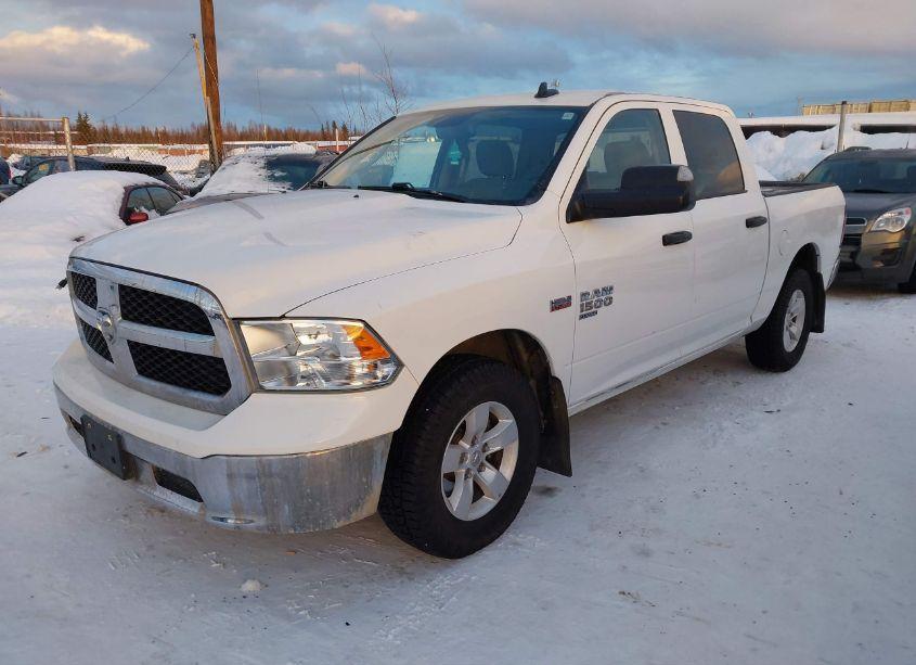 Photo 2 of 2022 Ram 1500 CLASSIC TRADESMAN 4X4 5'7 BOX (VIN 3C6RR7KT5NG174427)