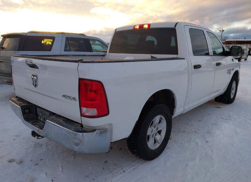 Photo 4 of 2022 Ram 1500 CLASSIC TRADESMAN 4X4 5'7 BOX (VIN 3C6RR7KT5NG174427)