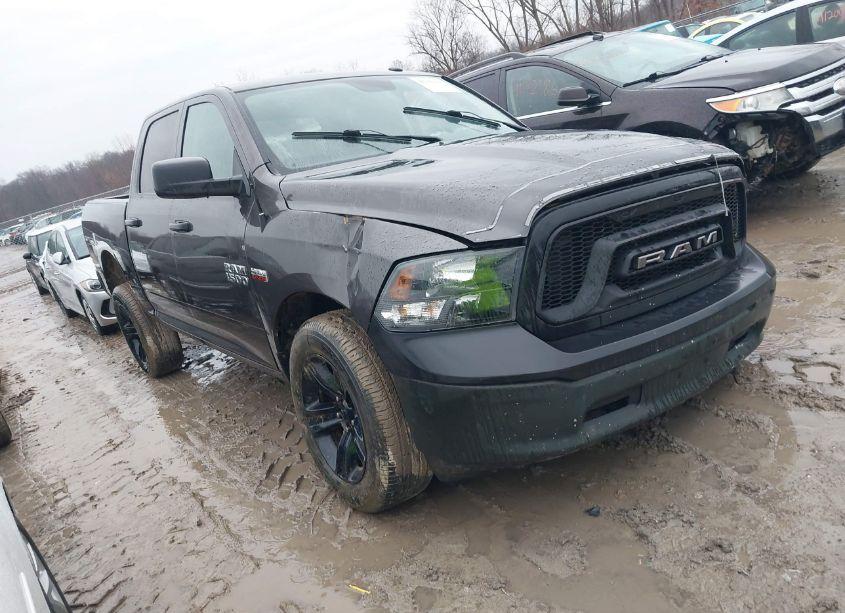 2017 Ram 1500 ST (VIN 3C6RR7KT6HG565588) main photo