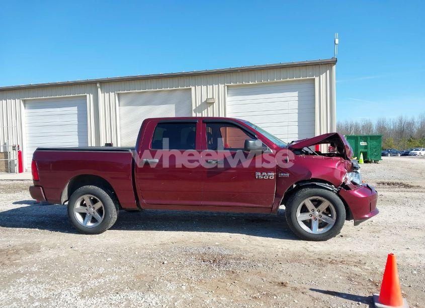 Photo 13 of 2017 Ram 1500 EXPRESS 4X4 5'7 BOX (VIN 3C6RR7KT6HG796801)