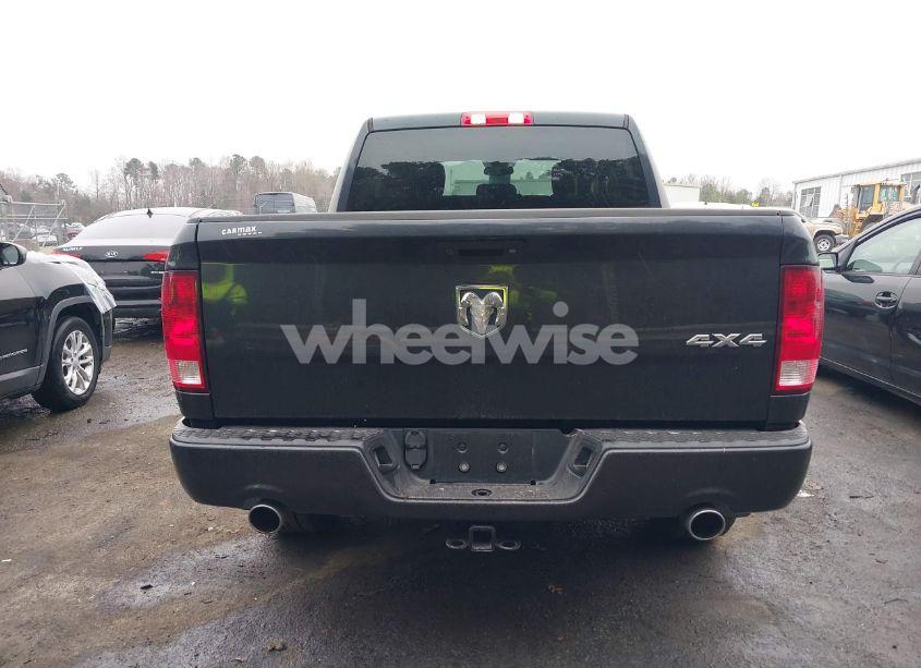 Photo 16 of 2018 Ram 1500 EXPRESS 4X4 5'7 BOX (VIN 3C6RR7KT6JG130396)