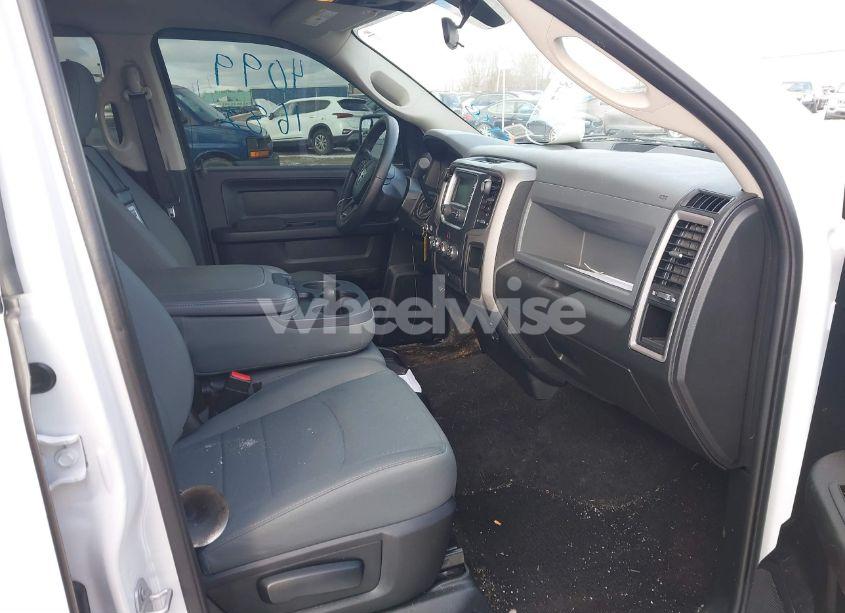 Photo 5 of 2017 Ram 1500 ST (VIN 3C6RR7KT7HG792112)