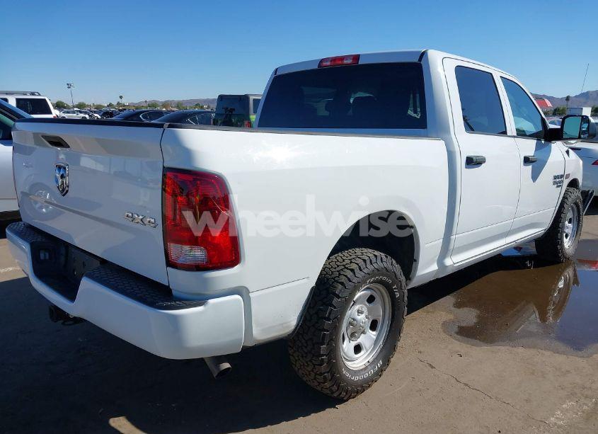 Photo 4 of 2019 Ram 1500 CLASSIC TRADESMAN 4X4 5'7 BOX (VIN 3C6RR7KT8KG564224)