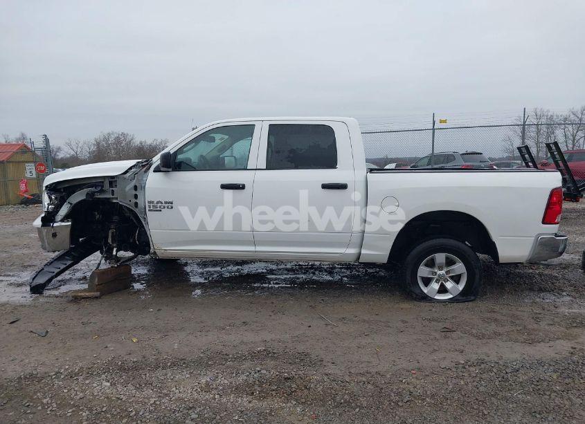 Photo 15 of 2019 Ram 1500 CLASSIC TRADESMAN 4X4 5'7 BOX (VIN 3C6RR7KT8KG712484)
