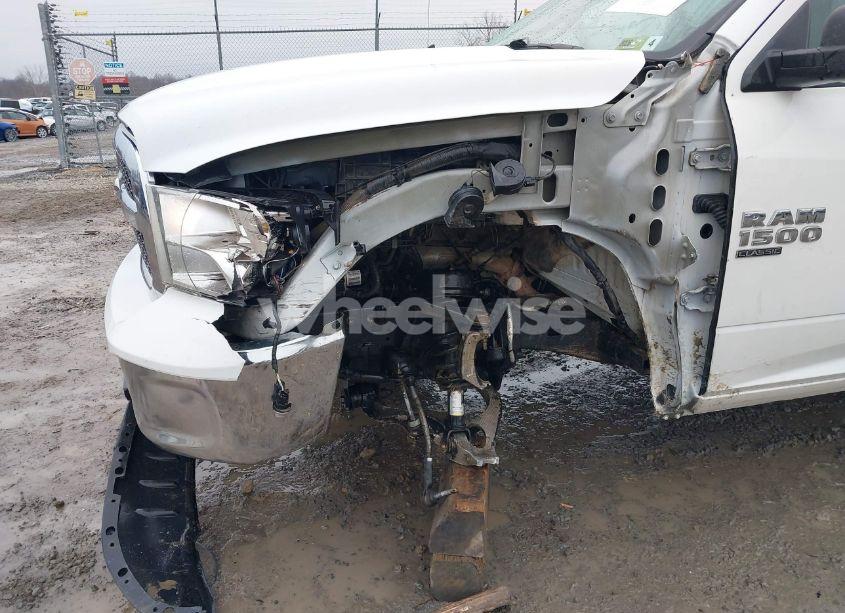 Photo 6 of 2019 Ram 1500 CLASSIC TRADESMAN 4X4 5'7 BOX (VIN 3C6RR7KT8KG712484)