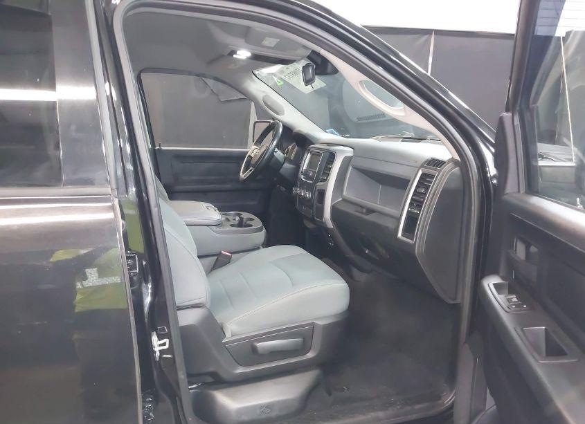 Photo 5 of 2015 Ram 1500 EXPRESS (VIN 3C6RR7KT9FG700589)