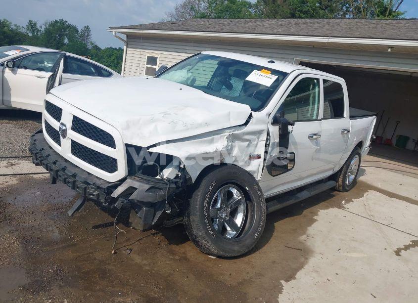 Photo 2 of 2016 Ram 1500 EXPRESS (VIN 3C6RR7KT9GG316216)