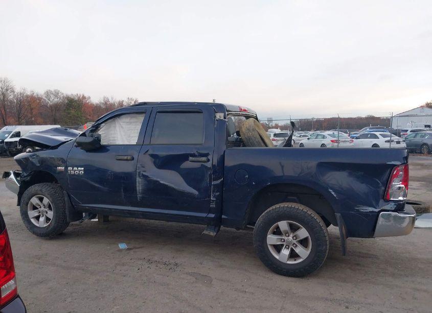 Photo 14 of 2018 Ram 1500 (VIN 3C6RR7KT9JG178345)