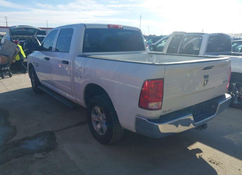 Photo 3 of 2021 Ram 1500 CLASSIC TRADESMAN 4X4 5'7 BOX (VIN 3C6RR7KT9MG569743)