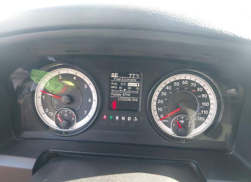 Photo 7 of 2021 Ram 1500 CLASSIC TRADESMAN 4X4 5'7 BOX (VIN 3C6RR7KT9MG569743)