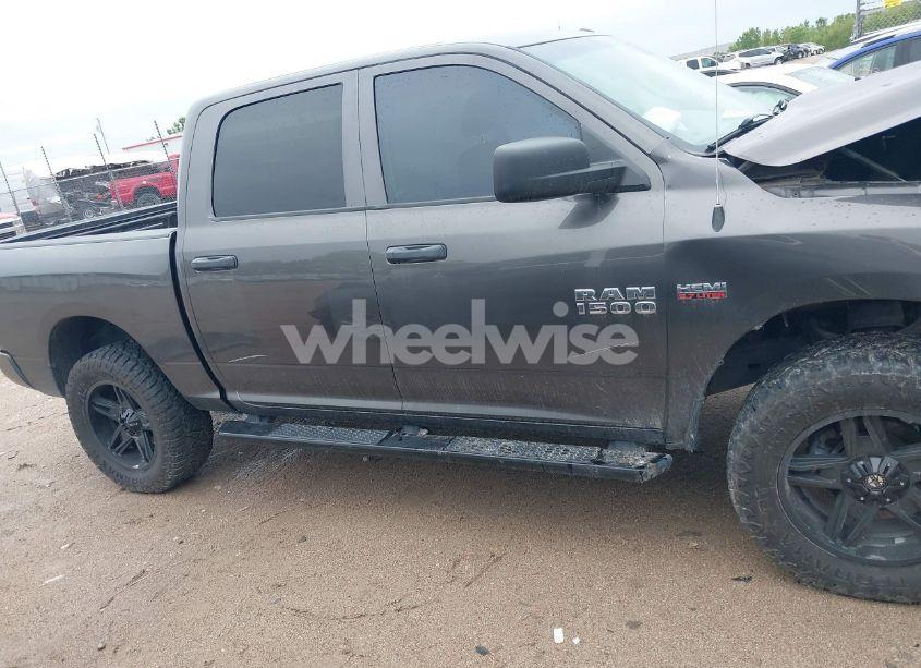 Photo 13 of 2017 Ram 1500 EXPRESS 4X4 5'7 BOX (VIN 3C6RR7KTXHG525899)