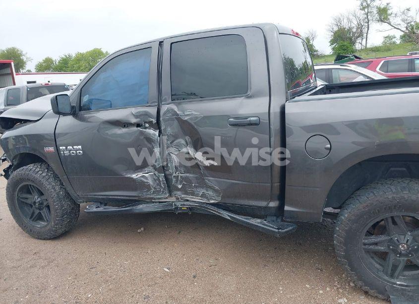 Photo 14 of 2017 Ram 1500 EXPRESS 4X4 5'7 BOX (VIN 3C6RR7KTXHG525899)